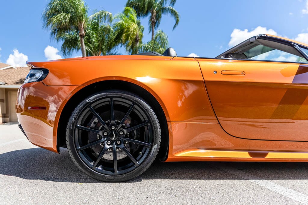 2015 Aston Martin V12 Vantage Convertible for sale